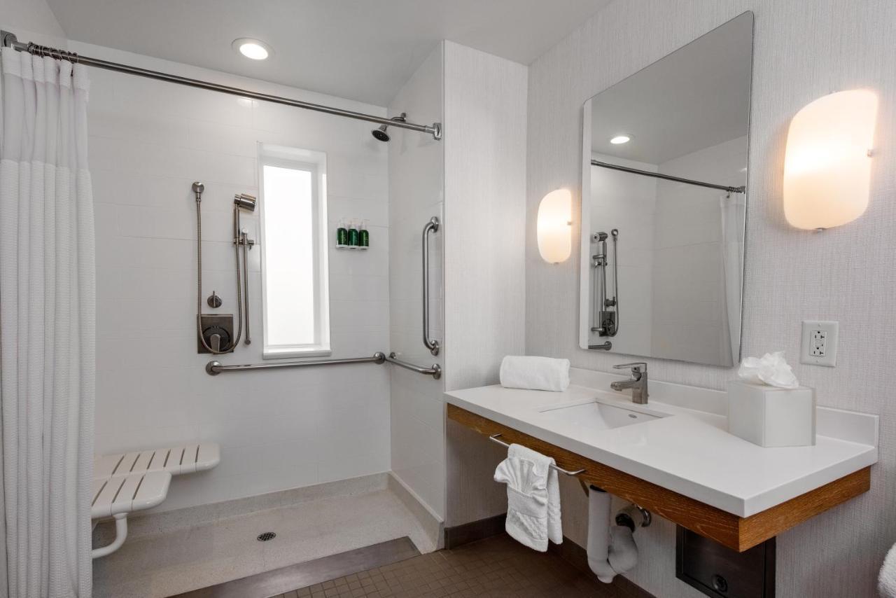 Springhill Suites By Marriott Oceanside Beach Zewnętrze zdjęcie
